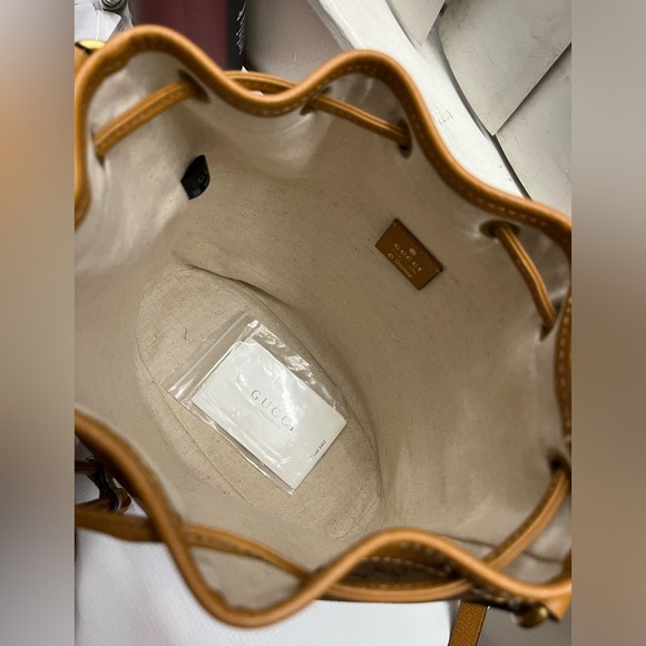 Mickey Mouse Gucci bucket shoulder adjustable crossbody bag limited edition - Picture 3 of 6